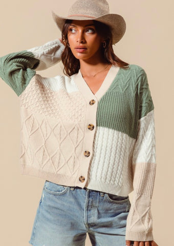 Rhea Cardi