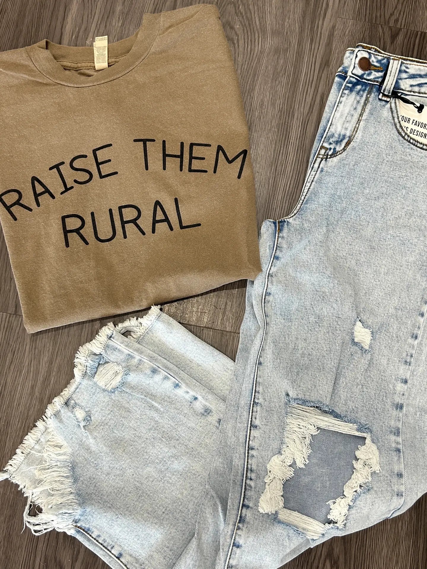 Rural Tee - S-2XL